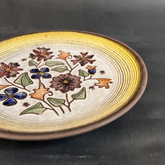 Handmade Ceramic Plate Floral Motif Kellinghusen von der Trenck Germany Vintage - Picture 3 of 7